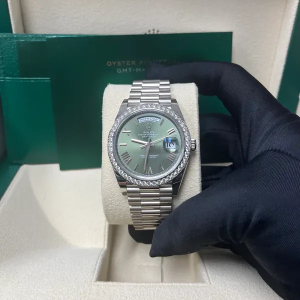 2021 Rolex Day-Date 40 White Gold / Diamond-Set / Olive-Green / Roman 228349RBR-0030 Listing Image 1