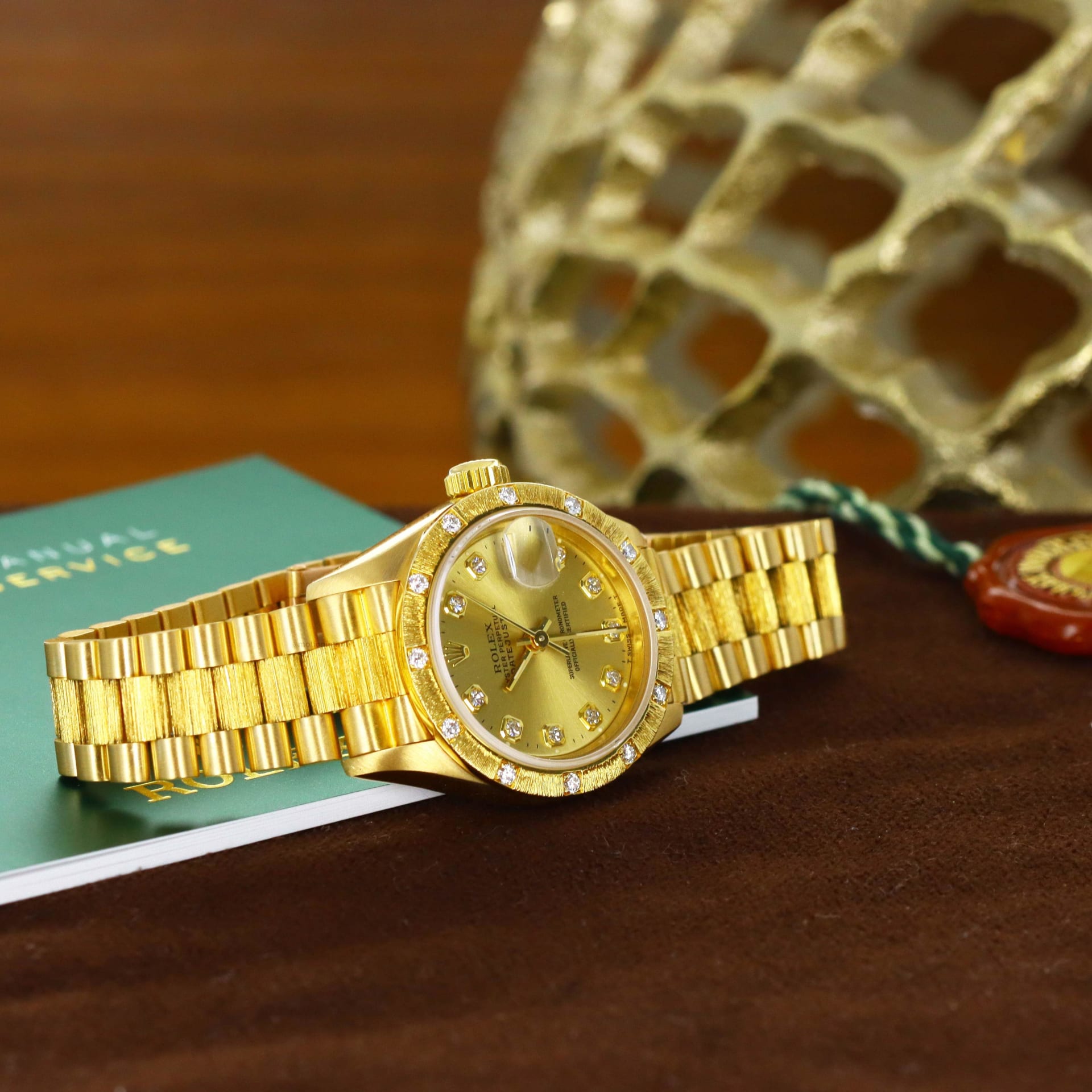 Rolex Datejust 26 Yellow Gold / Bark Diamond-Set / Champagne