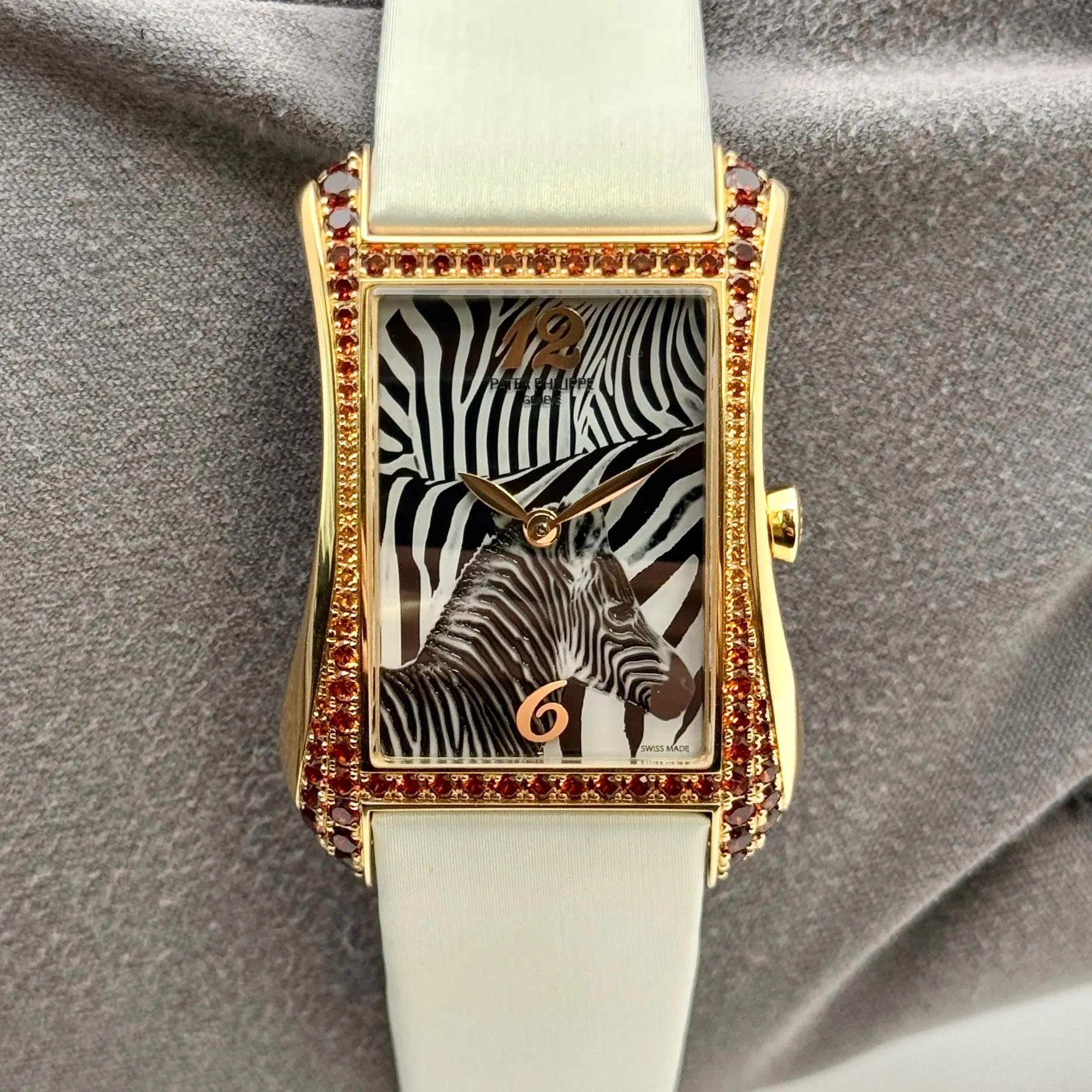 2025 Patek Philippe Gondolo Serata Rose Gold / Gem-Set / Black and White Lacquered Zebra Motif / Arabic / Strap 4962/200R-010