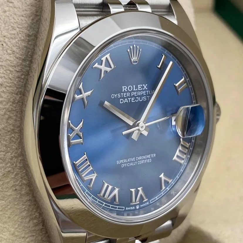 2022 Rolex Datejust 41 Smooth / Blue / Roman / Jubilee 126300-0018 Listing Image 3