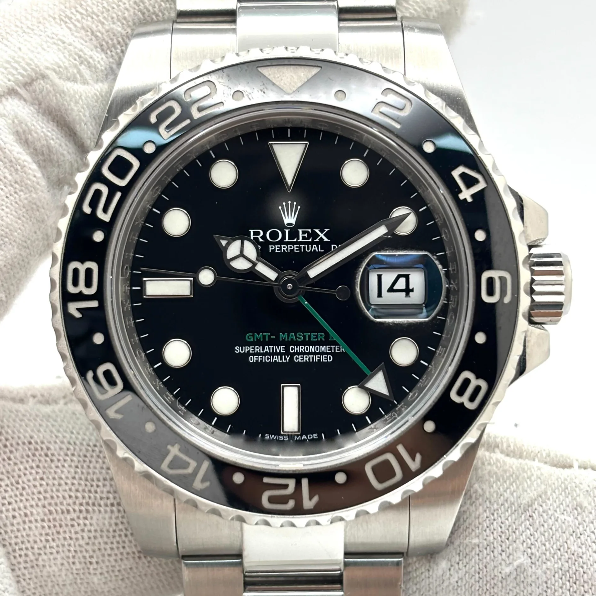 Auction: 2008 Rolex GMT-Master II Black 116710LN-0001 Bezel