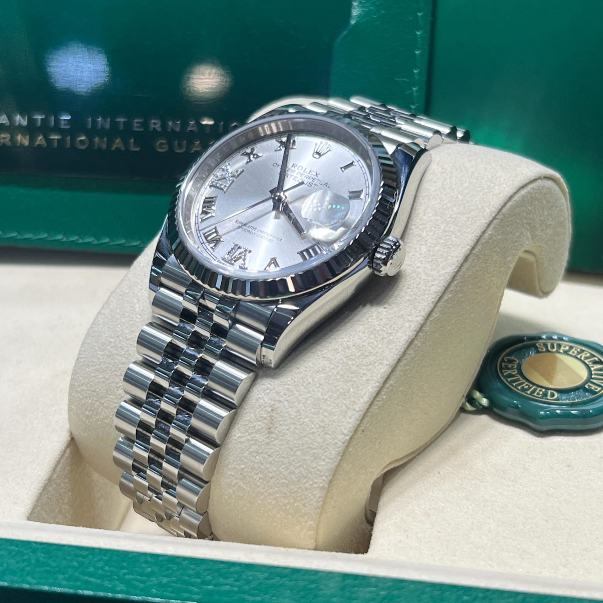 Rolex Datejust 36 Fluted / Silver / Diamond-Set Roman