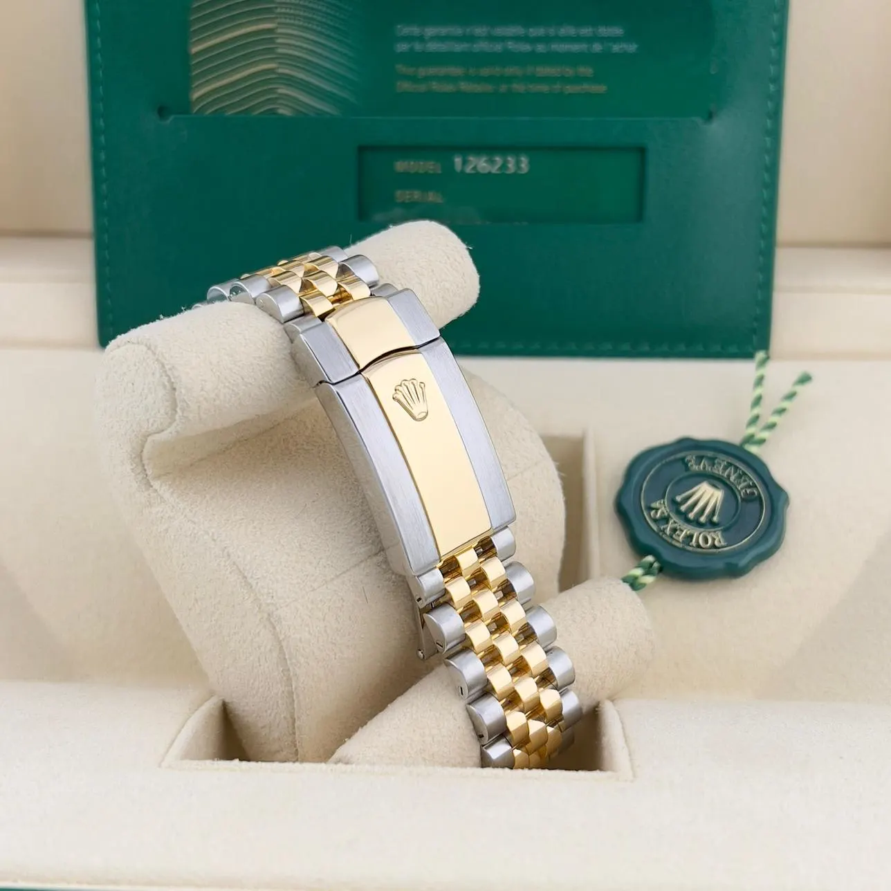 2022 Rolex Datejust 36 Two-Tone Fluted / Jubilee-Motif / Diamond-Set / Jubilee 126233-0033 Listing Image 4