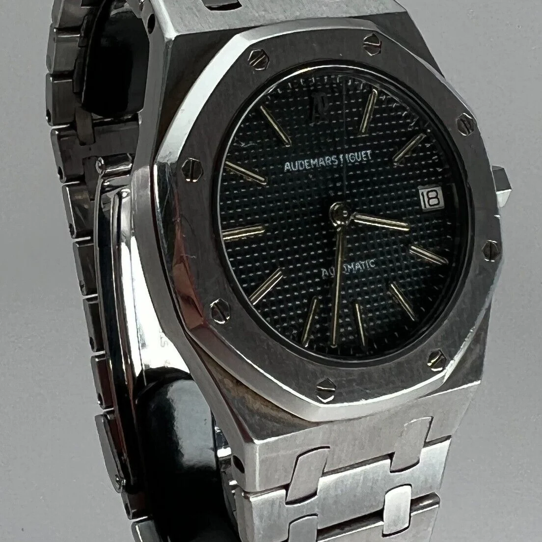 Audemars Piguet Royal Oak 36 Steel 4100ST Listing Image 3