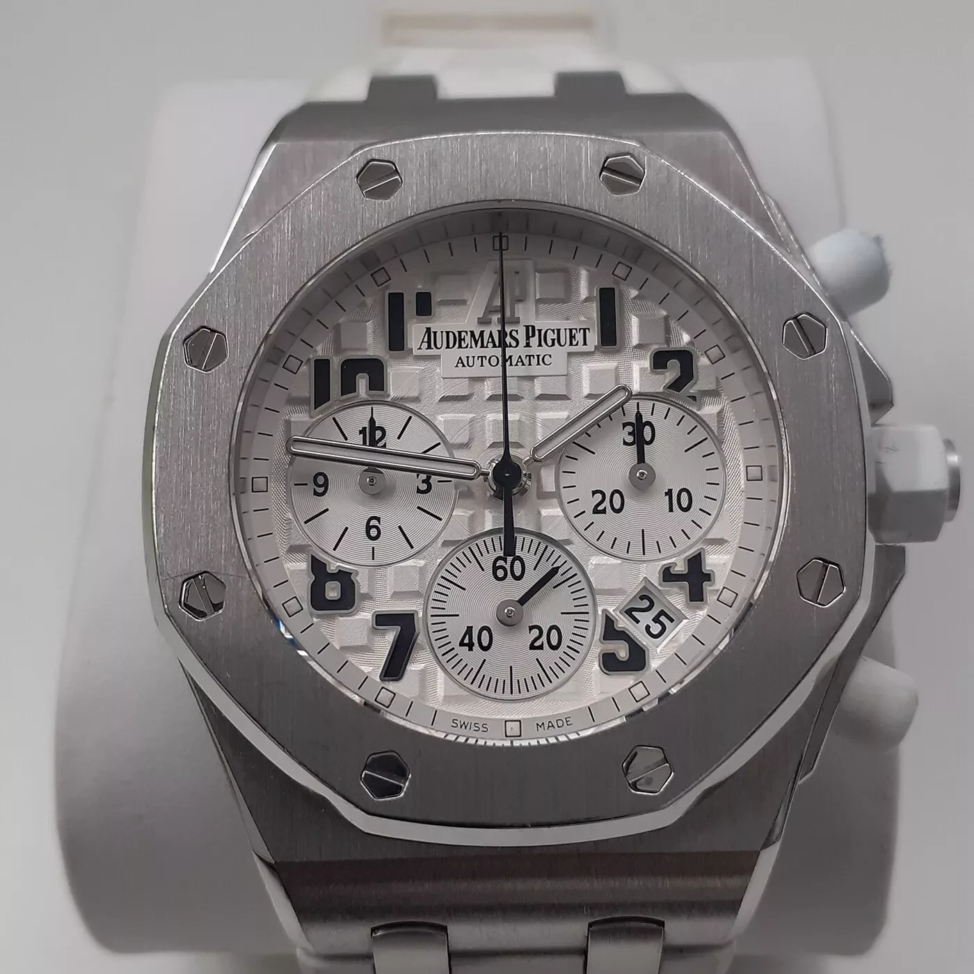 Audemars Piguet Royal Oak Offshore Chronograph 37 / Silver / Rubber 26283ST.OO.D010CA.01