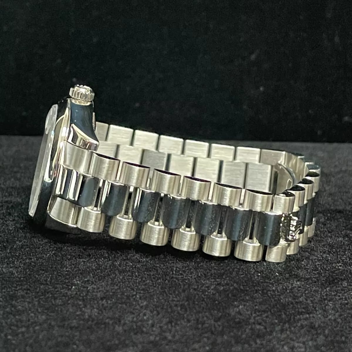 Rolex Datejust 31 Platinum / Smooth / Silvered / Diamond-Set