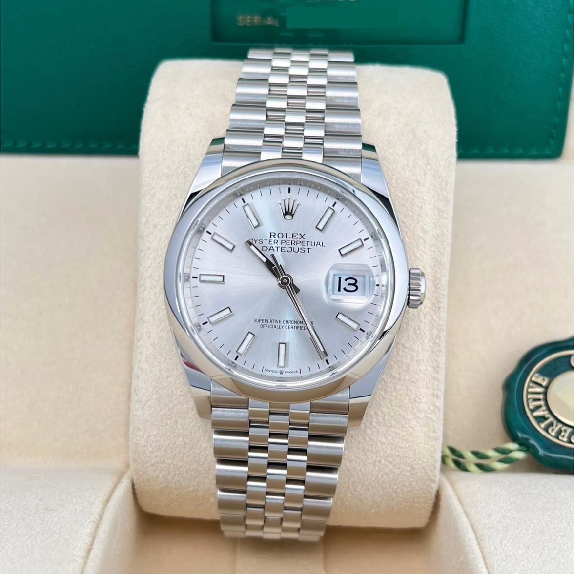 2021 Rolex Datejust 36 Smooth Silver Jubilee 126200-0001