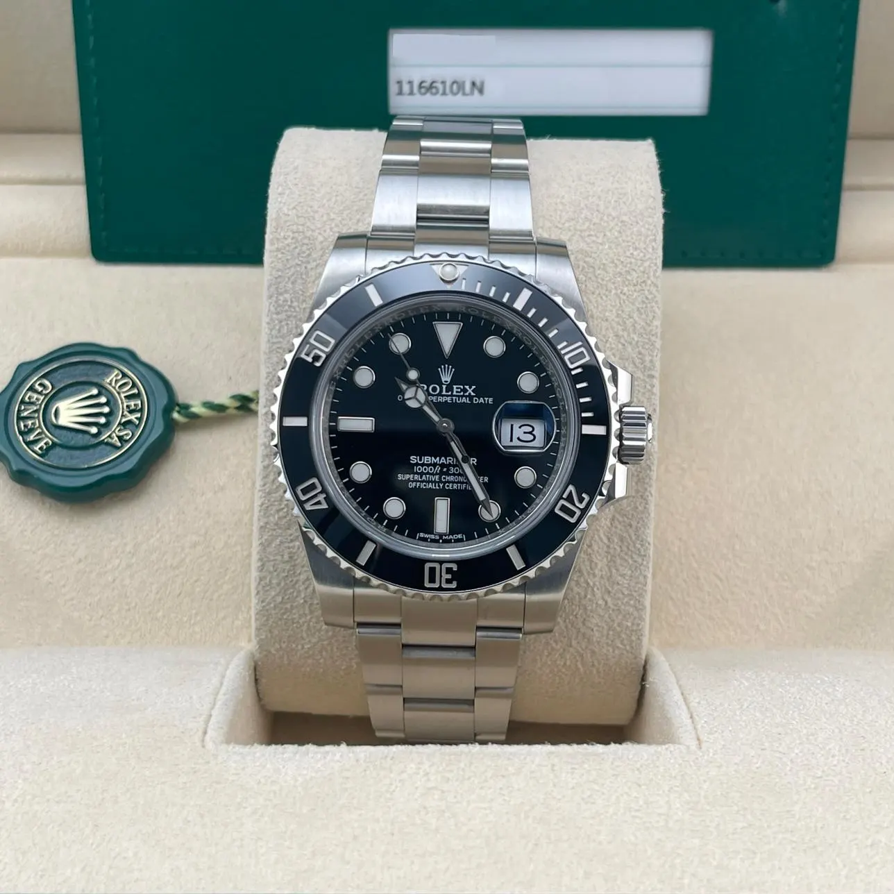 2016 Rolex Submariner Date 116610LN Listing Image 2