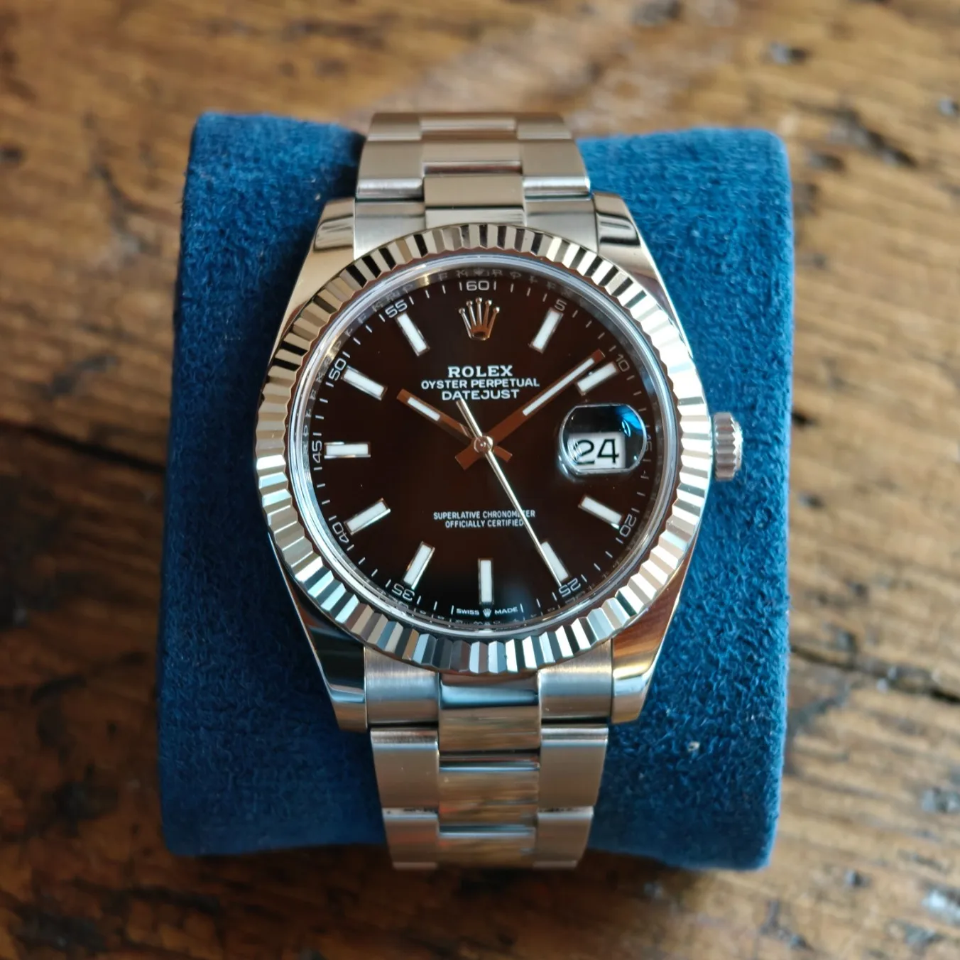 Rolex Datejust 41 Fluted / Black / Oyster 126334-0017