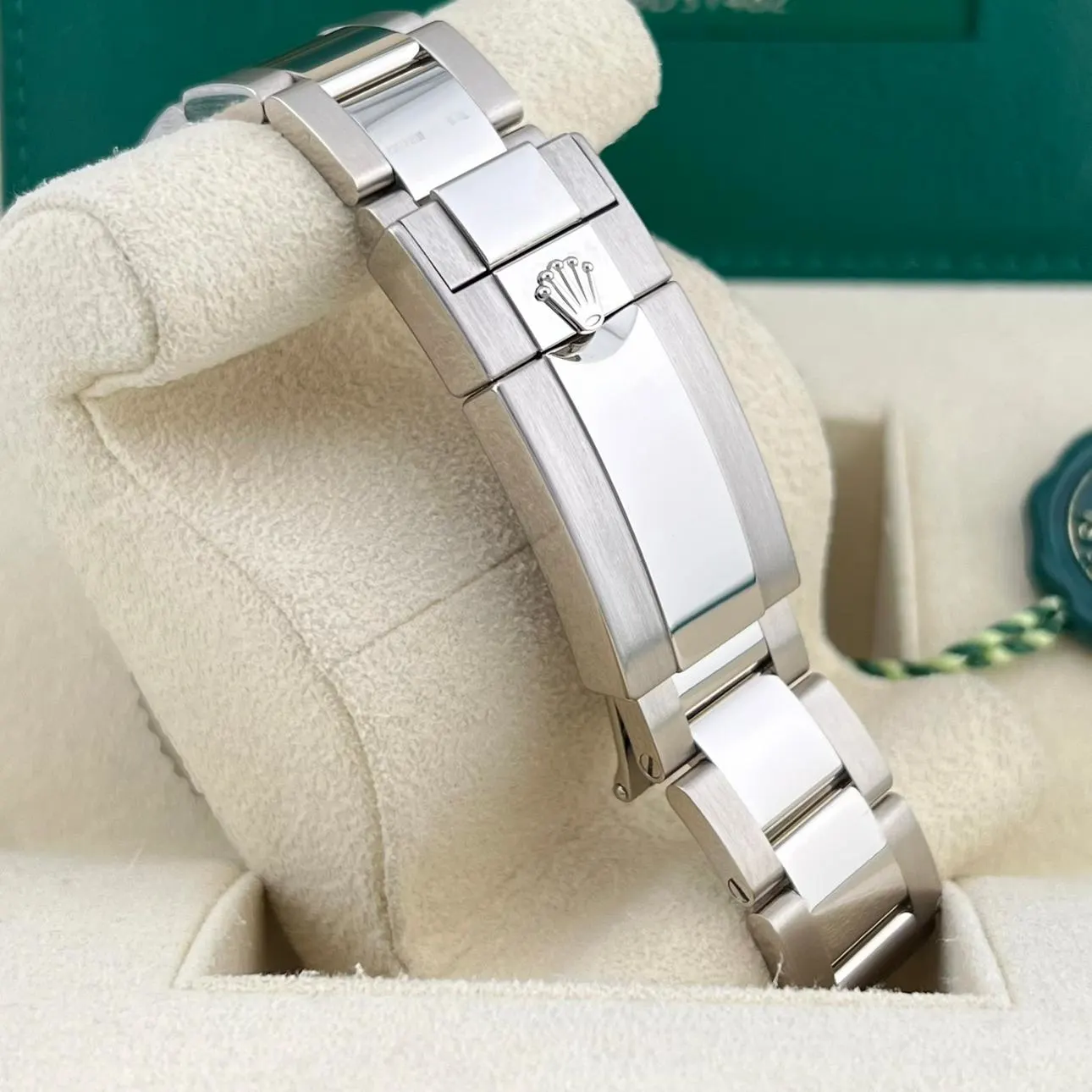 2021 Rolex GMT-Master II "Pepsi" / Meteorite 126719BLRO-0002 Listing Image 4