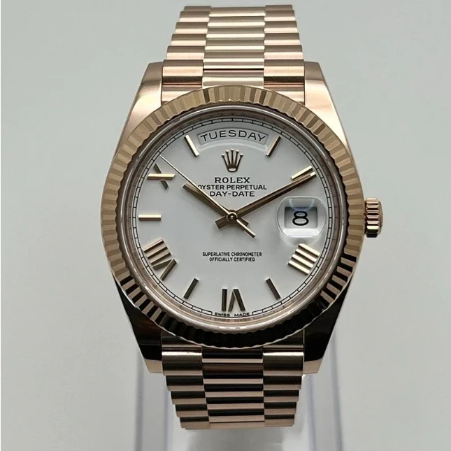 2021 Rolex Day-Date 40 Rose Gold / Fluted / White / Roman 228235-0032 Listing Image 1