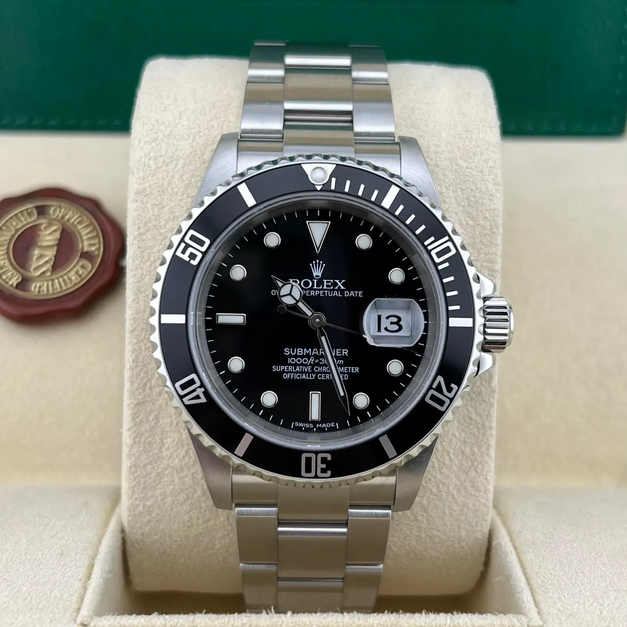 2006 Rolex Submariner Date / SuperLuminova 16610 Listing Image 2