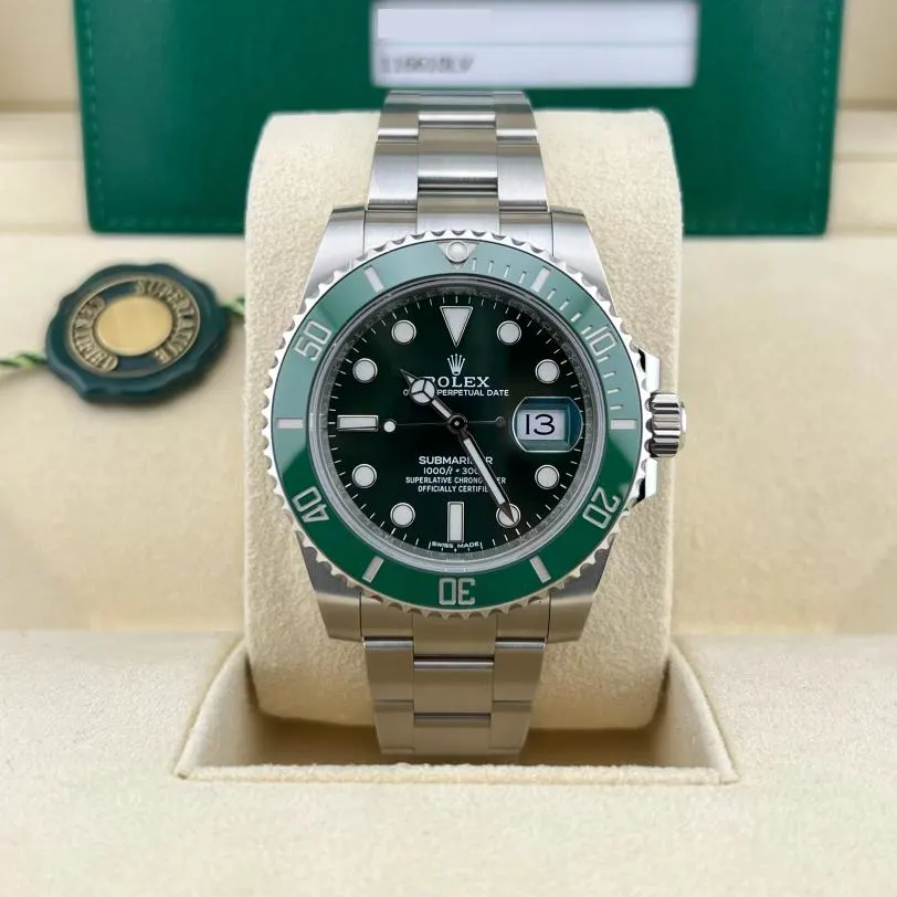 2019 Rolex Submariner "Hulk" 116610LV Listing Image 2