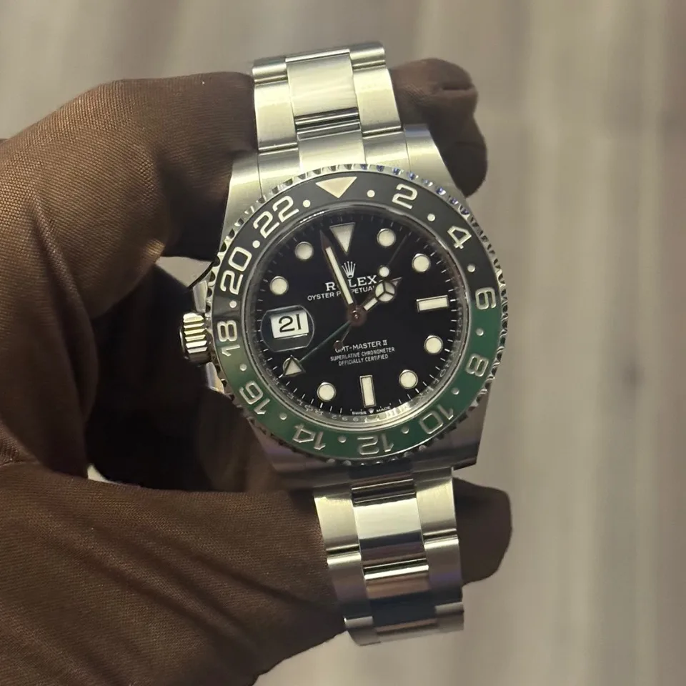 2025 Rolex GMT-Master II "Sprite" / Oyster 126720VTNR-0001