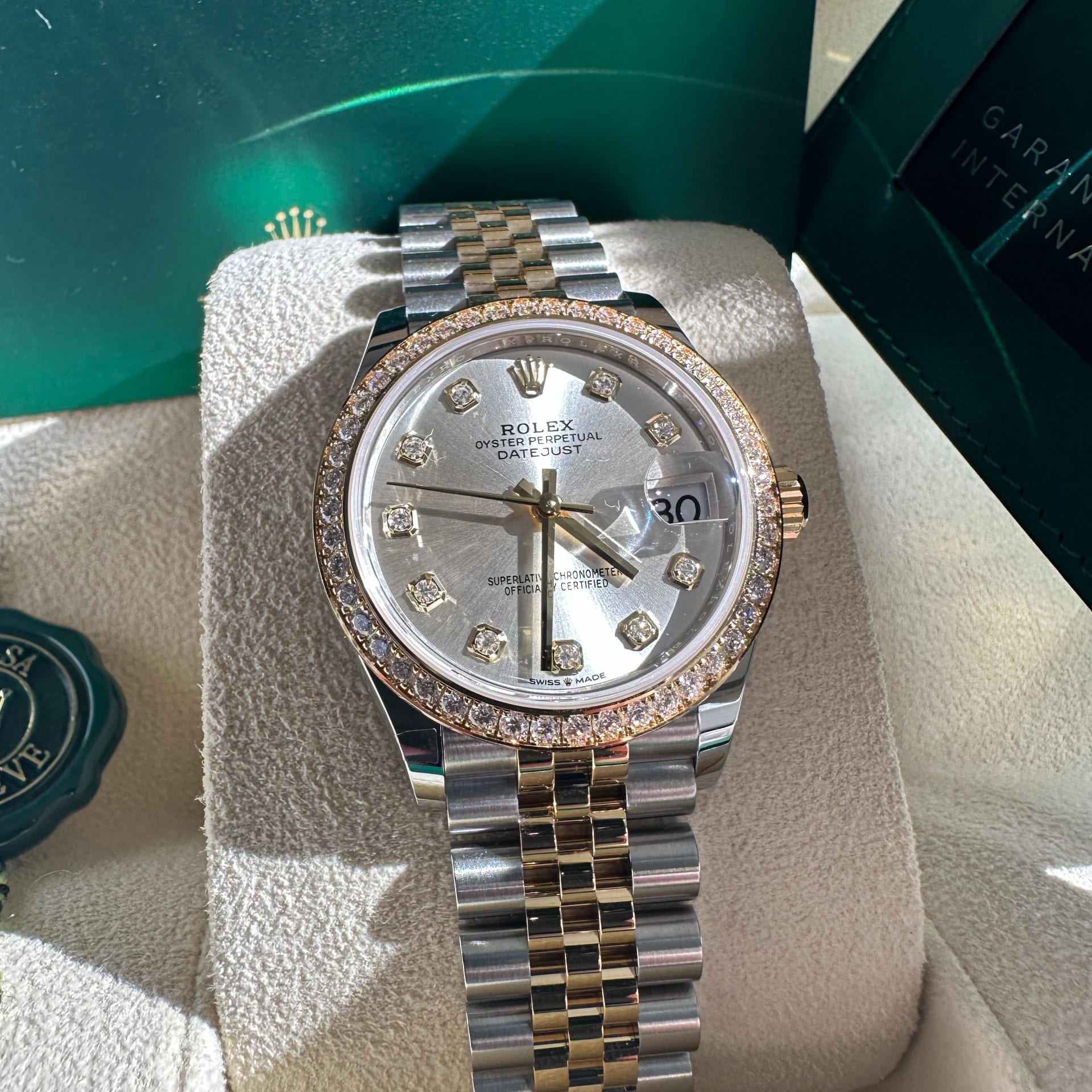 Rolex Datejust 31 Two-Tone / Diamond-Set / Silver / Diamond Rolex Datejust 31 Two-Tone / Diamond-Set / Silver / Diamond