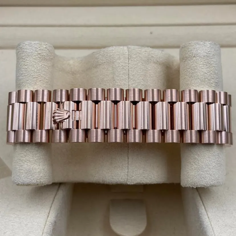 2022 Rolex Day-Date 40 Rose Gold / Fluted / Chocolate / Roman 228235-0002 Listing Image 4