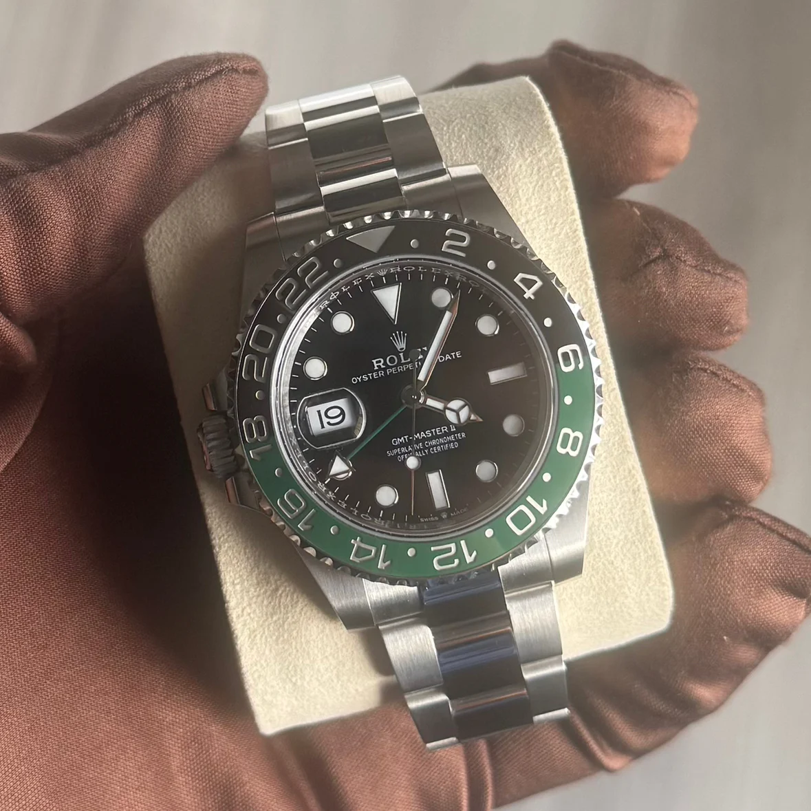 2025 Rolex GMT-Master II "Sprite" / Oyster 126720VTNR-0001