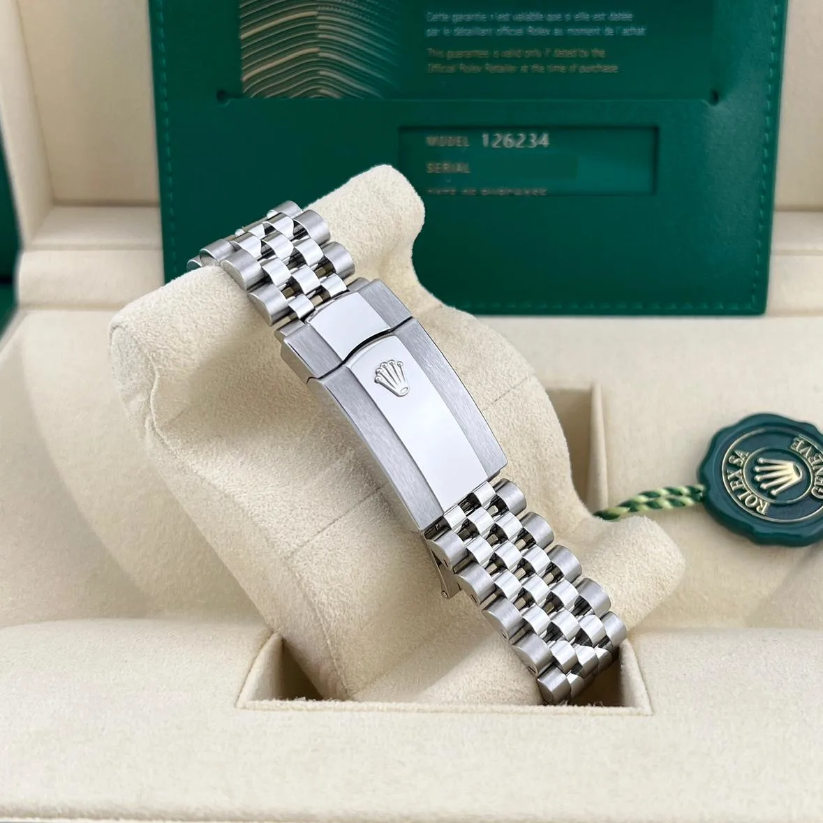 2023 Rolex Datejust 36 Fluted / Blue / Diamond-Set / Jubilee 126234-0037 Listing Image 4