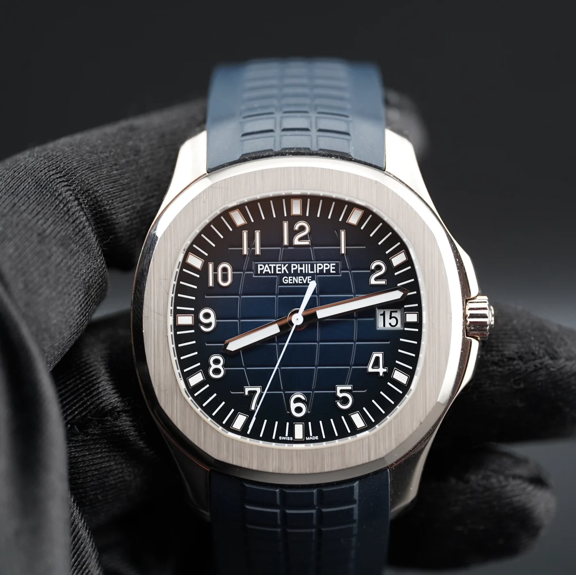 2024 Patek Philippe Aquanaut White Gold / Blue 5168G-001