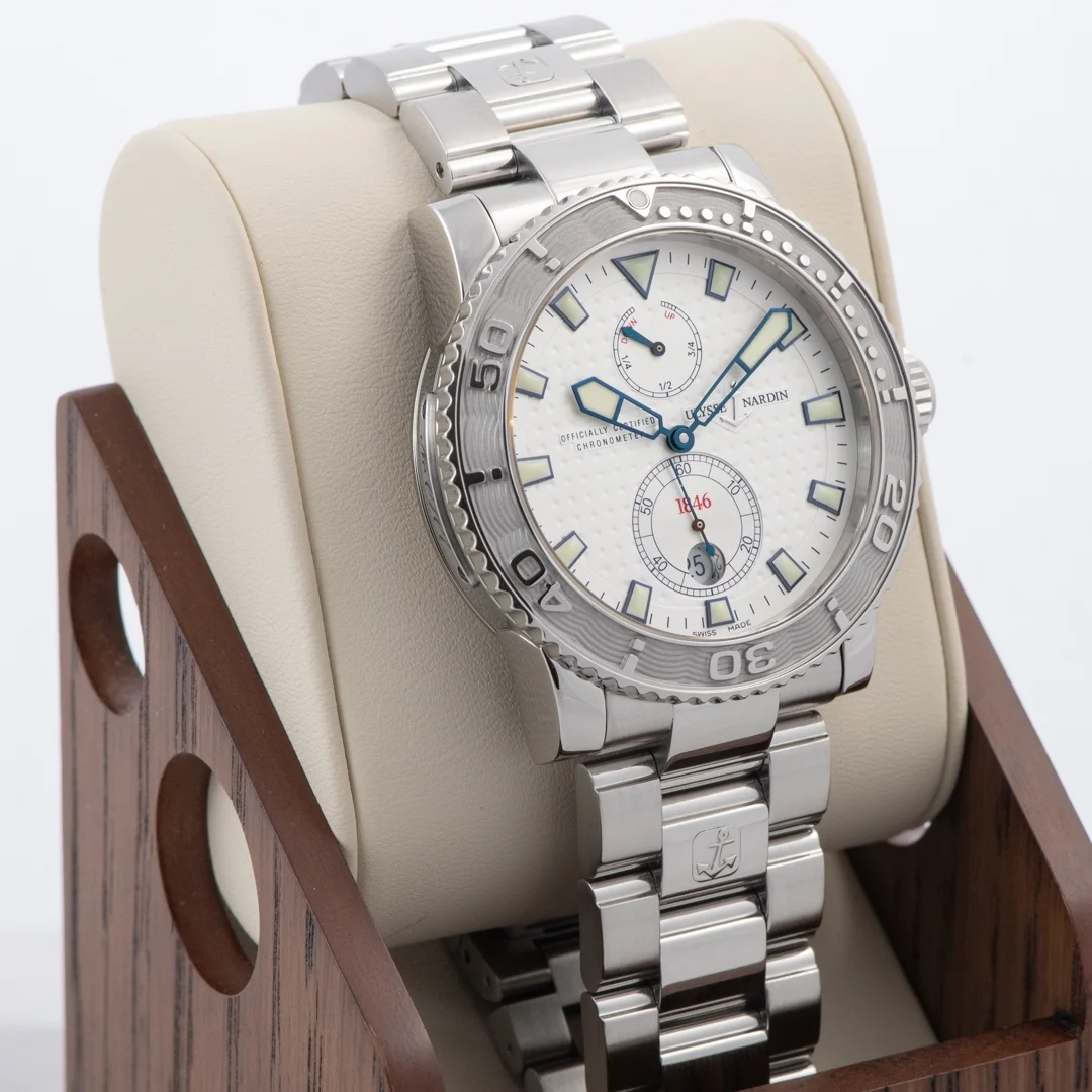 Ulysse Nardin Maxi Marine Diver 42.7 Steel / Silvered / Bracelet 263-33