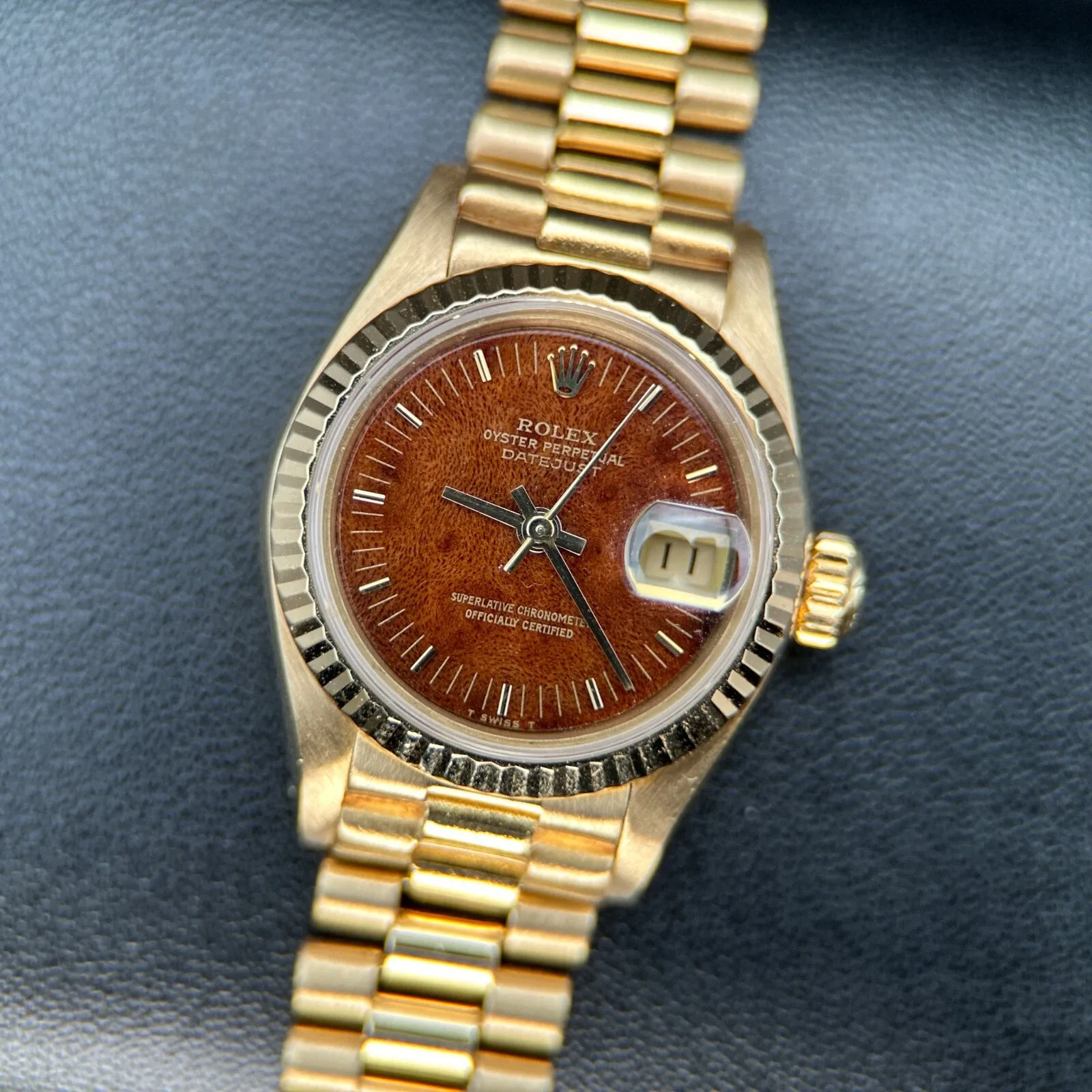 1983 Rolex Lady-Datejust 26 Yellow Gold Fluted Burl Wood President  69178