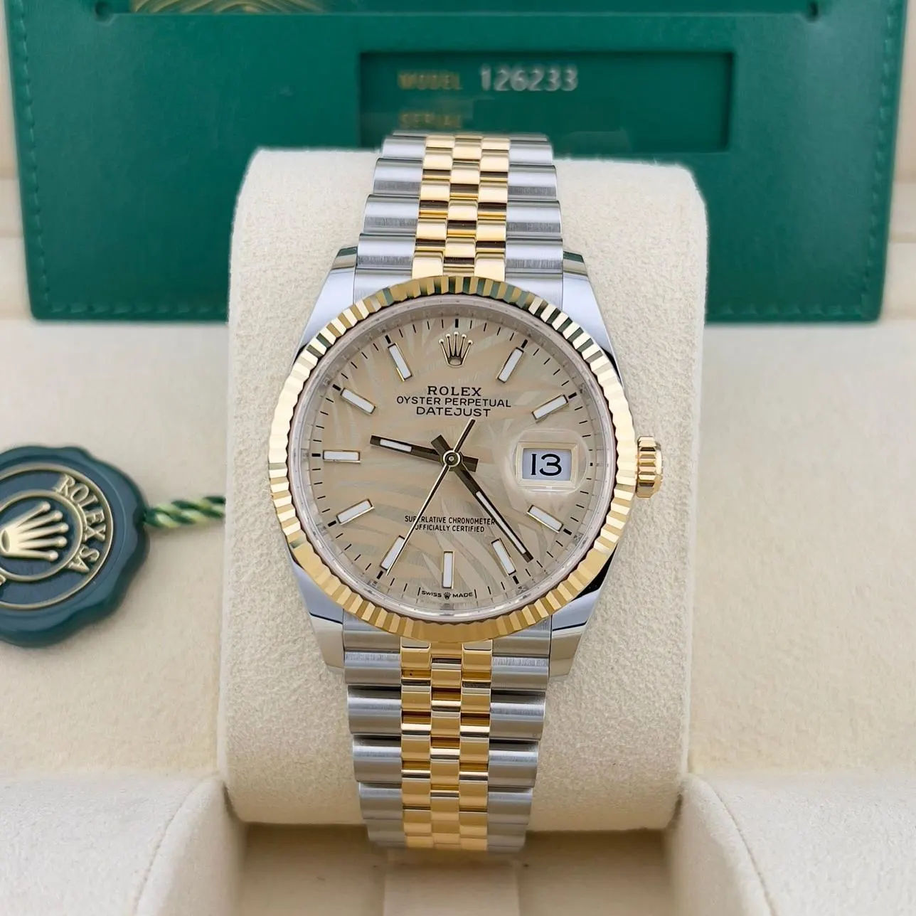 2023 Rolex Datejust 36 Two-Tone Fluted / Palm-Motif / Jubilee 126233-0037 Listing Image 2
