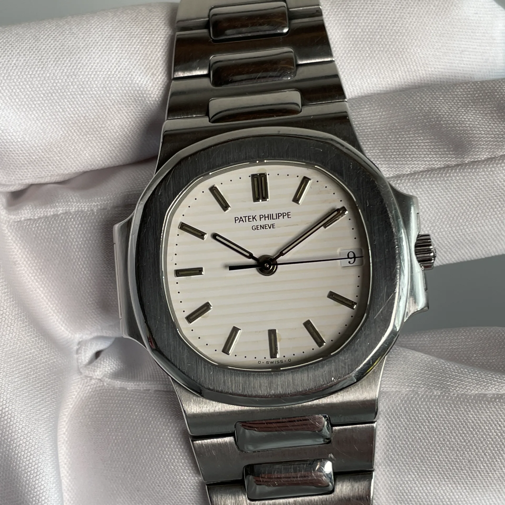 Patek Philippe Nautilus Steel White Bracelet 3800/1