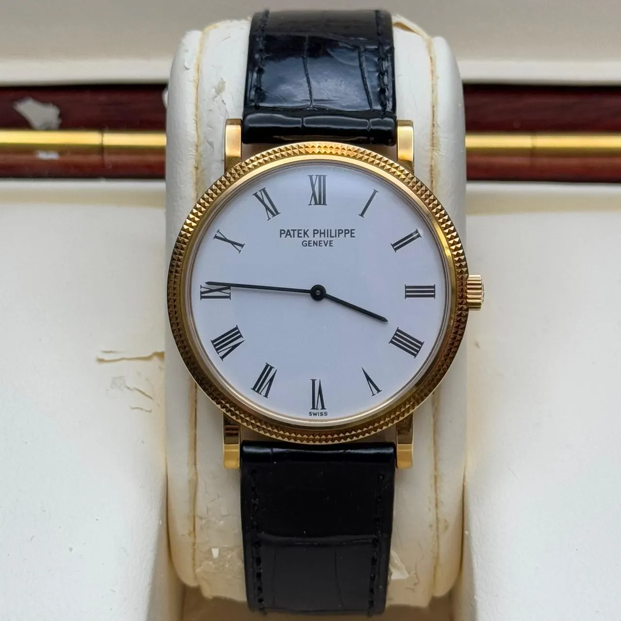 Patek Philippe Calatrava Yellow Gold / Hobnail Bezel / White / Roman 5120J-001