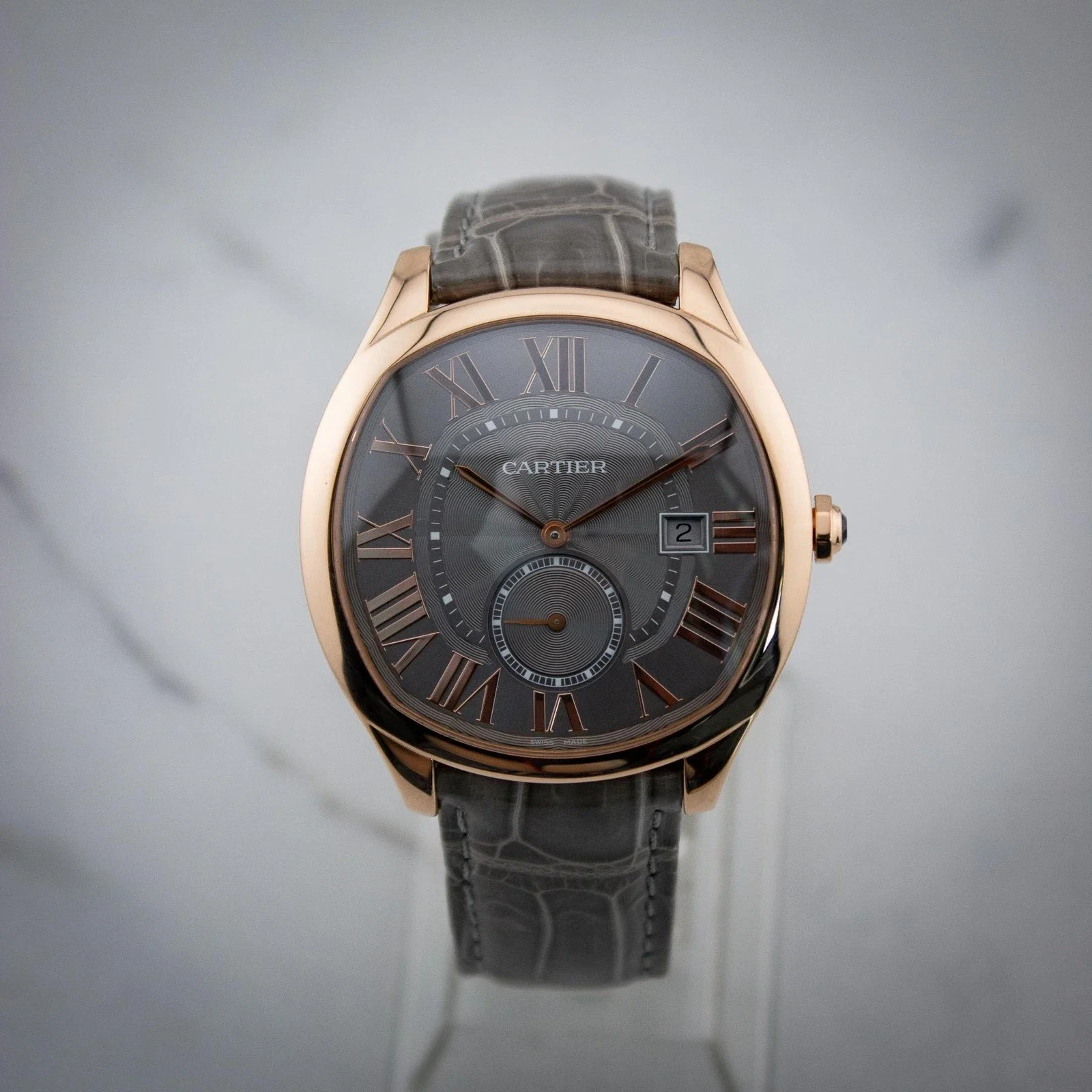 2025 Cartier Drive de Cartier 41 Rose Gold / Gray / Roman / Strap WGNM0004