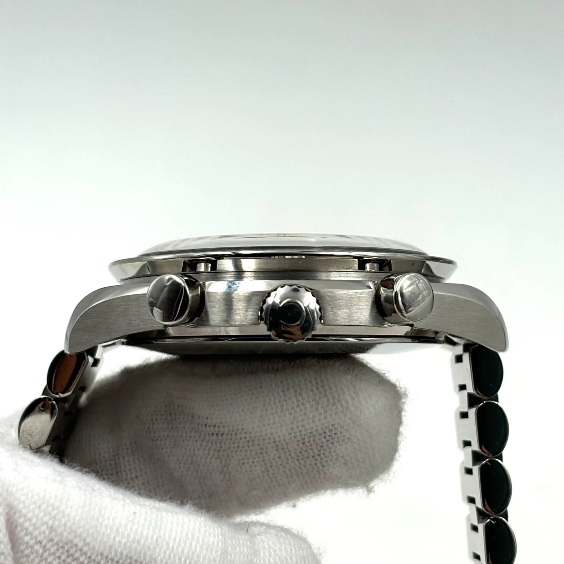 Auction: Omega Speedmaster Reduced 