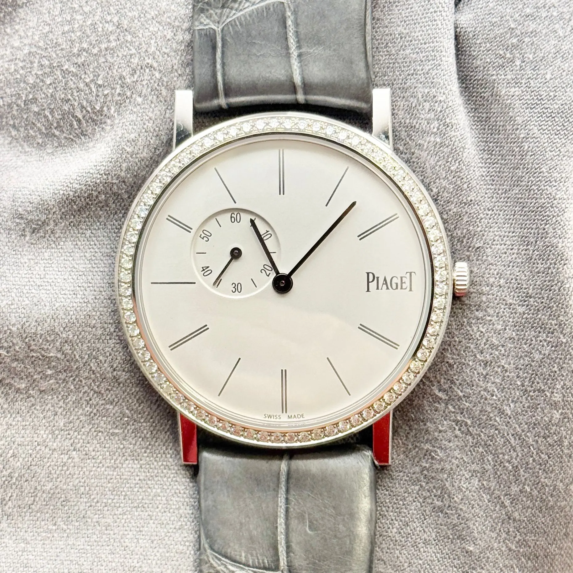 2024 Piaget Altiplano Small Seconds 34 White Gold / Diamond-Set / Silvered / Roman / Strap G0A39106
