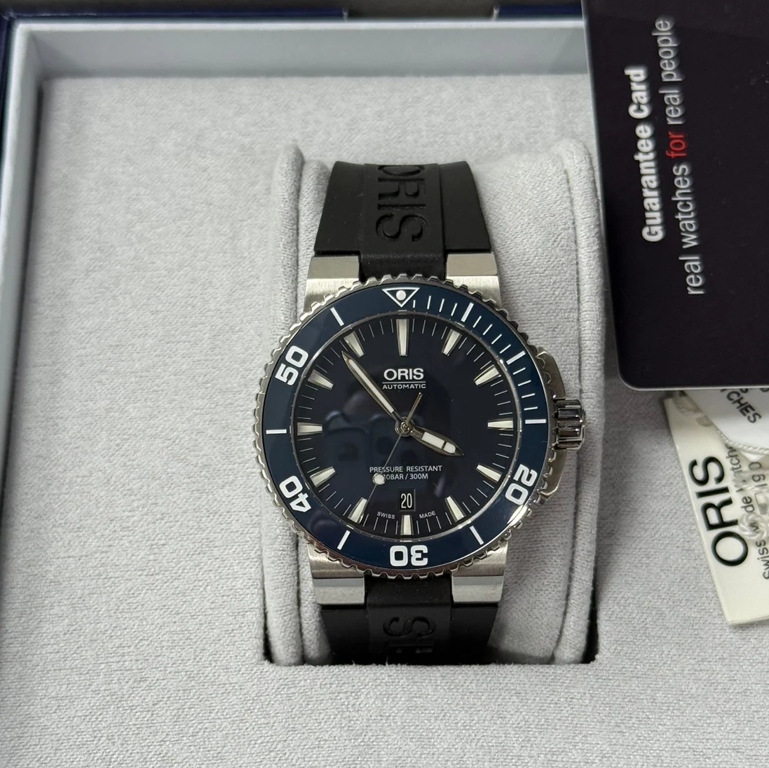 Oris Aquis Date 43 Steel / Ceramic / Blue / Strap 01 733 7653 4135-07 4 26 34EB