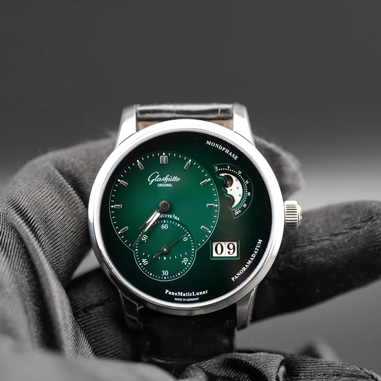 Auction: 2022 Glashütte Original PanoMatic Lunar Stainless Steel