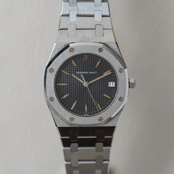 Audemars Piguet Royal Oak Quartz Ultra-Thin 36 Steel / Black / Bracelet 56023ST.0.0477ST.01