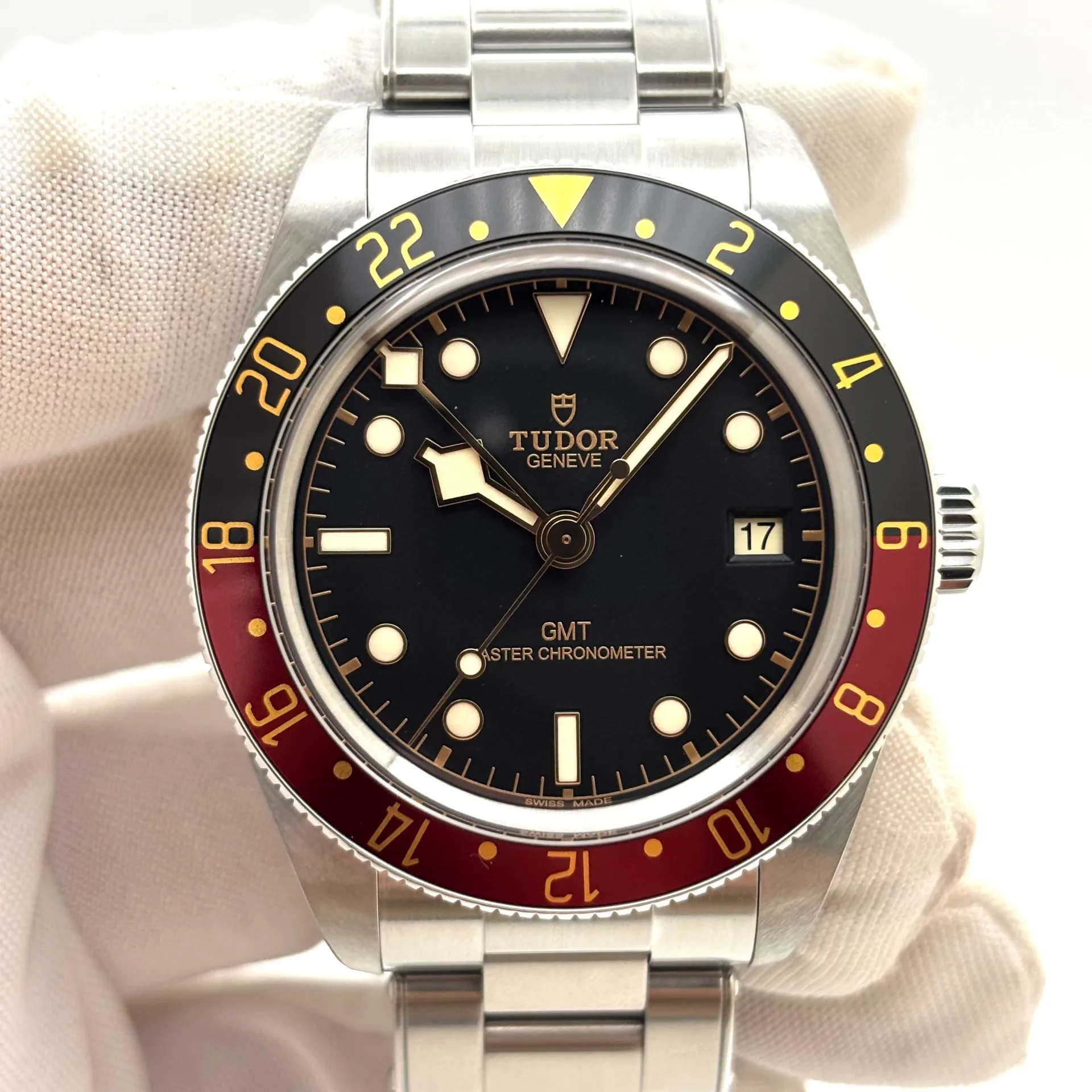 2025 Tudor Black Bay 58 GMT Stainless Steel / Black / Bracelet M7939G1A0NRU-0001