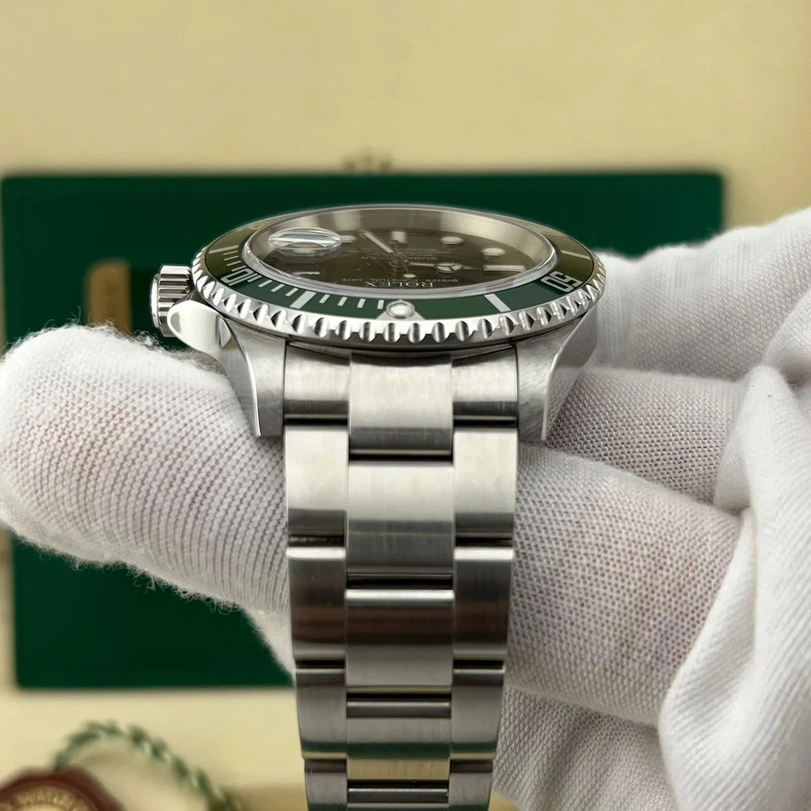 2007 Rolex Submariner Date "Kermit" 16610LV Listing Image 6