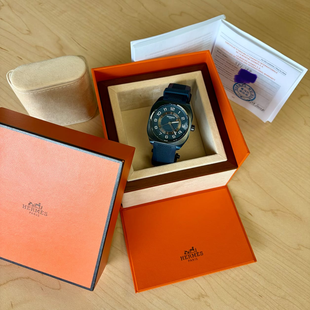 tachibanaさま専用☆HERMES ☆ ロゴ H ループ柄 半袖ニット Hermes H08 La Matiere Du Temps Watch, 42 mm | Neiman Marcus