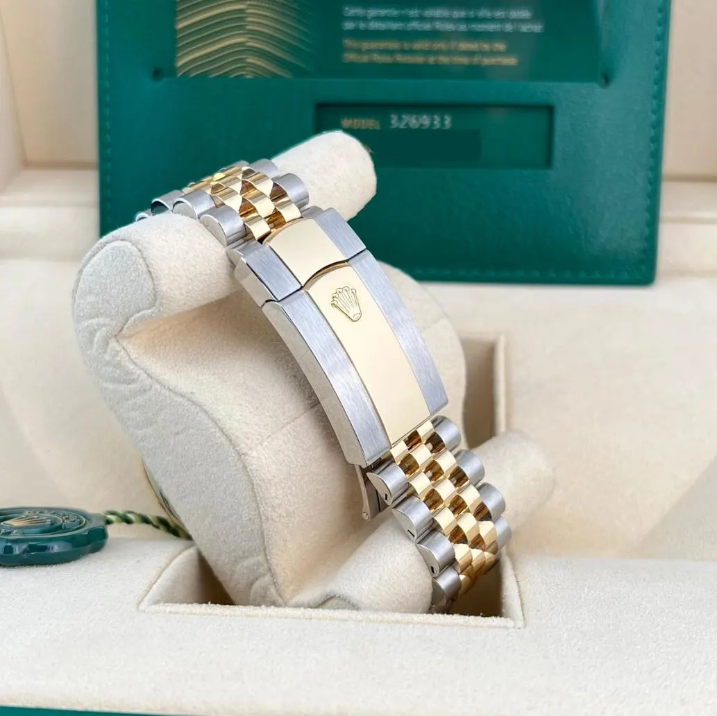2022 Rolex Sky-Dweller Two-Tone / Champagne / Jubilee 326933-0004 Listing Image 4