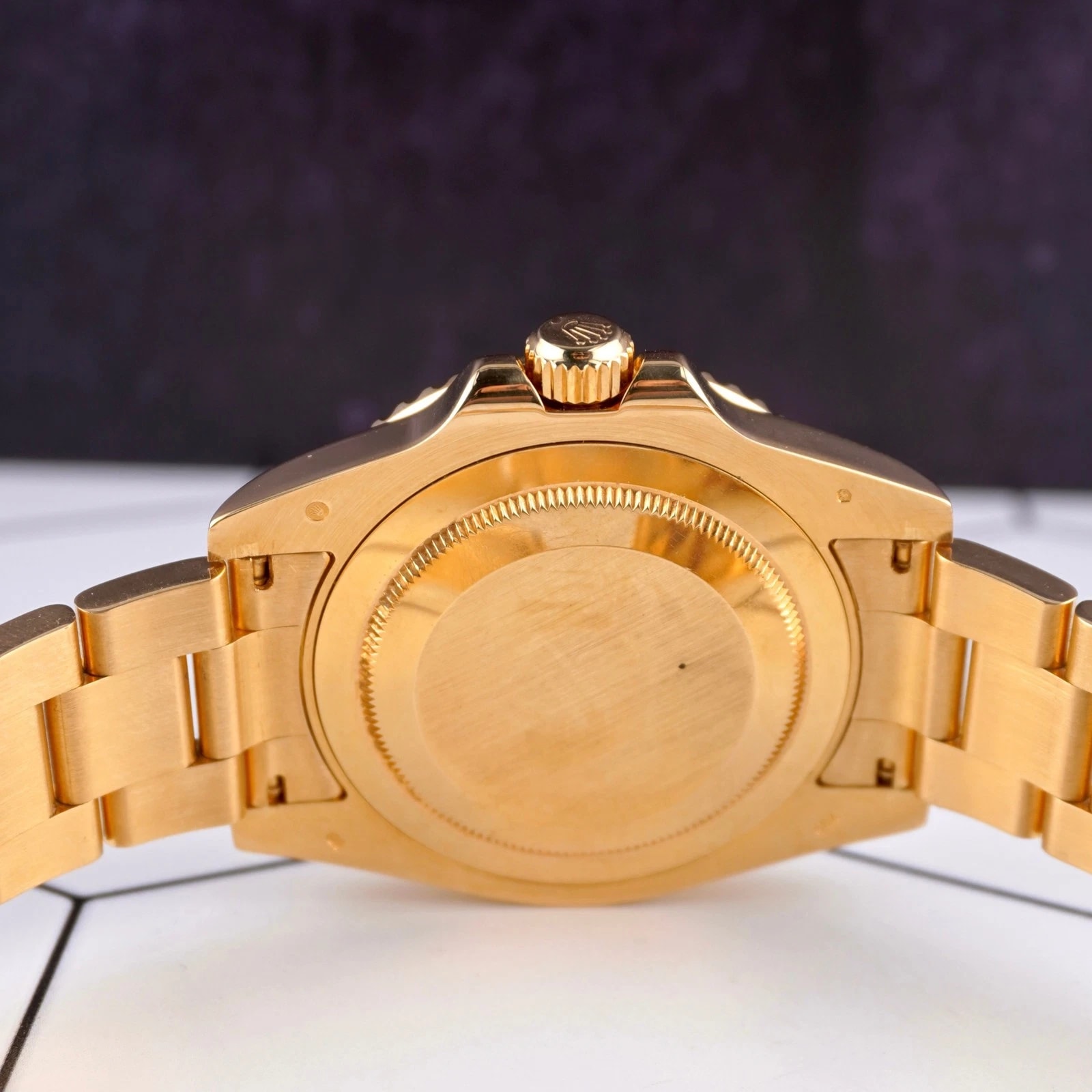 Rolex GMT-Master II Yellow Gold / Black 116718LN-0001 Watches | Bezel