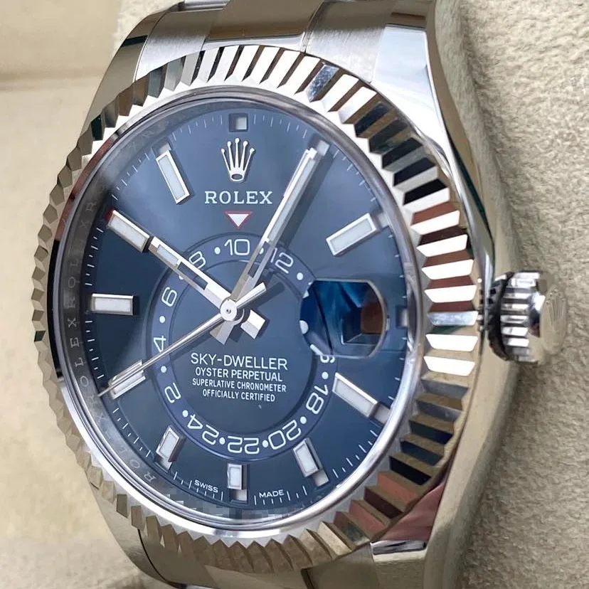 2022 Rolex Sky-Dweller / Fluted / Blue / Oyster 326934-0003 Listing Image 2
