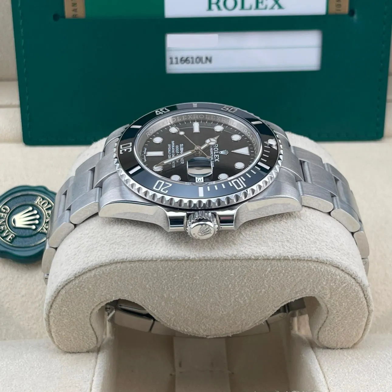 2018 Rolex Submariner Date 116610LN Listing Image 3