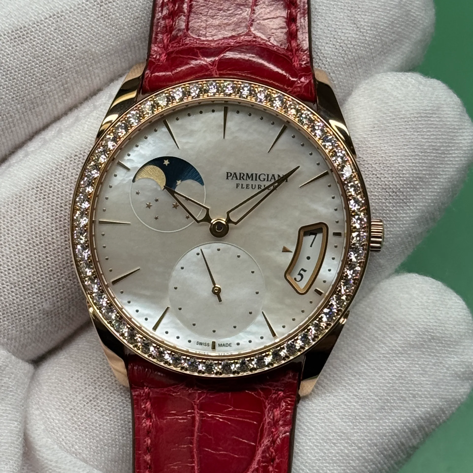 2025 Parmigiani Fleurier Tonda 1950 Lune 39.10 Rose Gold / Diamond-Set / MOP / Strap PFC284-1063300-HA2121