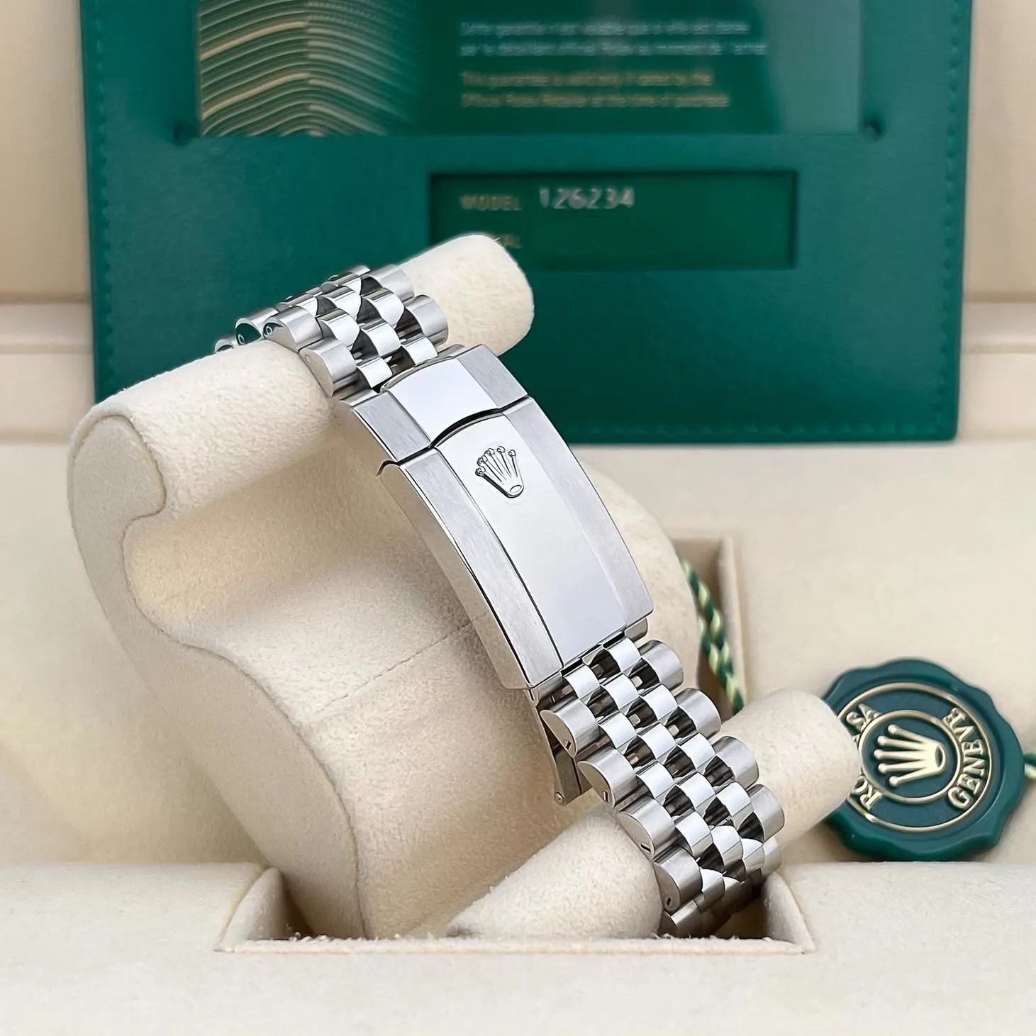 2023 Rolex Datejust 36 Steel / Fluted / Blue / Jubilee 126234-0017 Listing Image 6