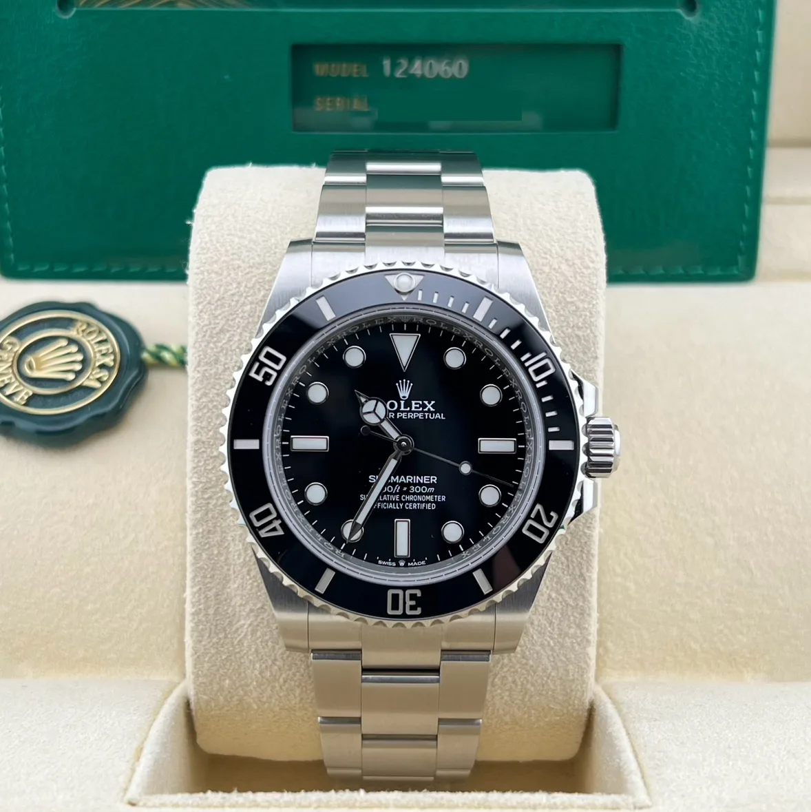 2021 Rolex Submariner 41 No Date 124060-0001 Listing Image 2