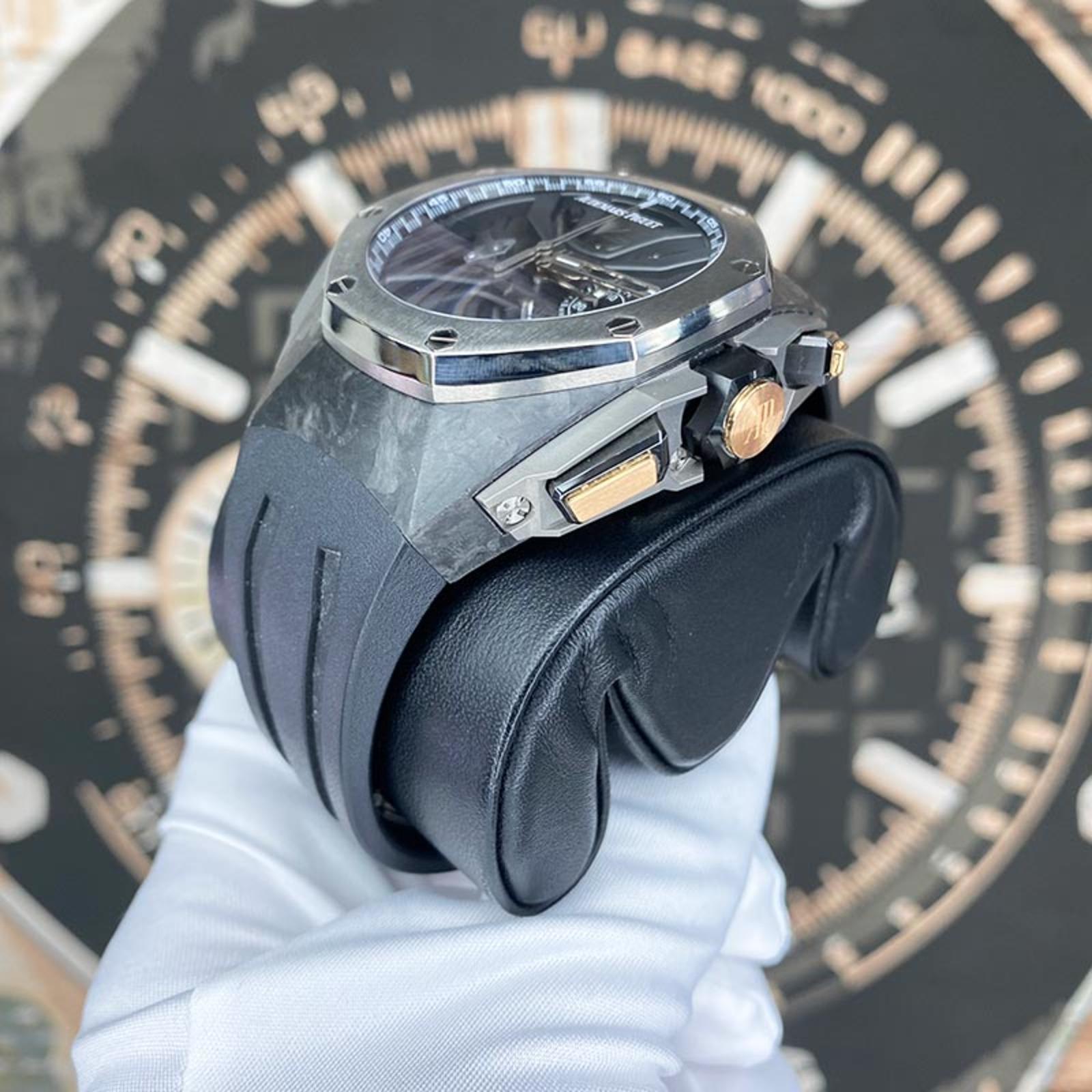 Audemars Piguet×Peak Performance パーカー audemars-piguet-black-panther-