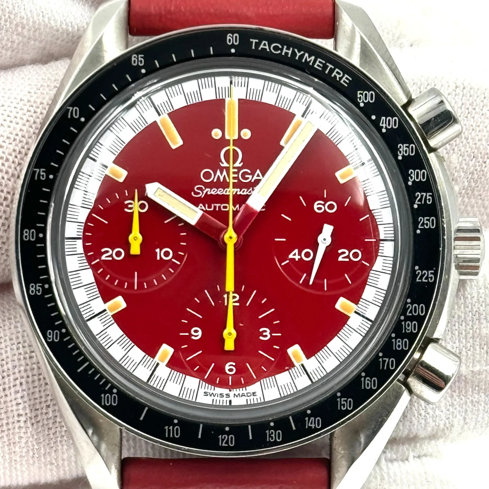 Auction Omega Speedmaster Reduced Schumacher 39 Steel Red Strap 3810.61.41 Bezel