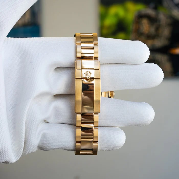 コレクション GOLD Rolex Daytona 40 Yellow Gold - Le Mans 100th Anniversary