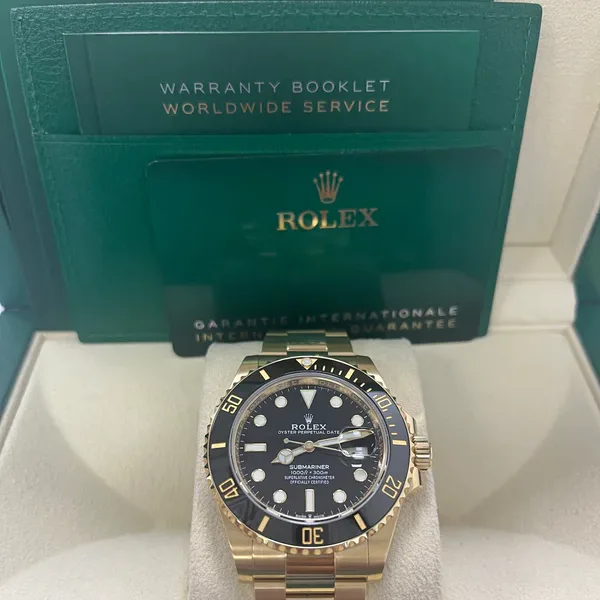 2021 Rolex Submariner Date Yellow Gold / Black 126618LN-0002 Listing Image 5