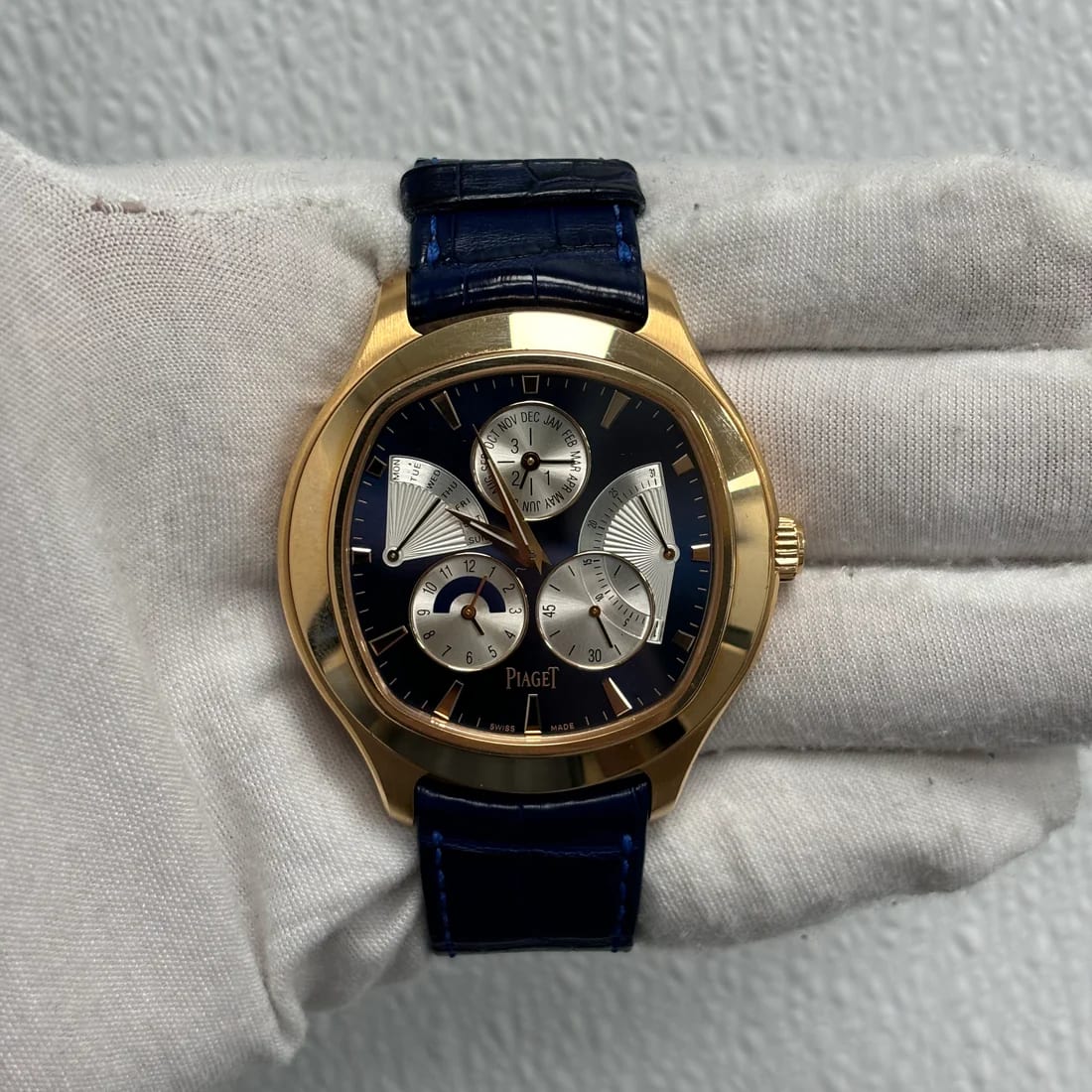 Piaget Emperador Coussin Perpetual Calendar 46.5 Rose Gold Blue Strap G0A33019 Watches Bezel