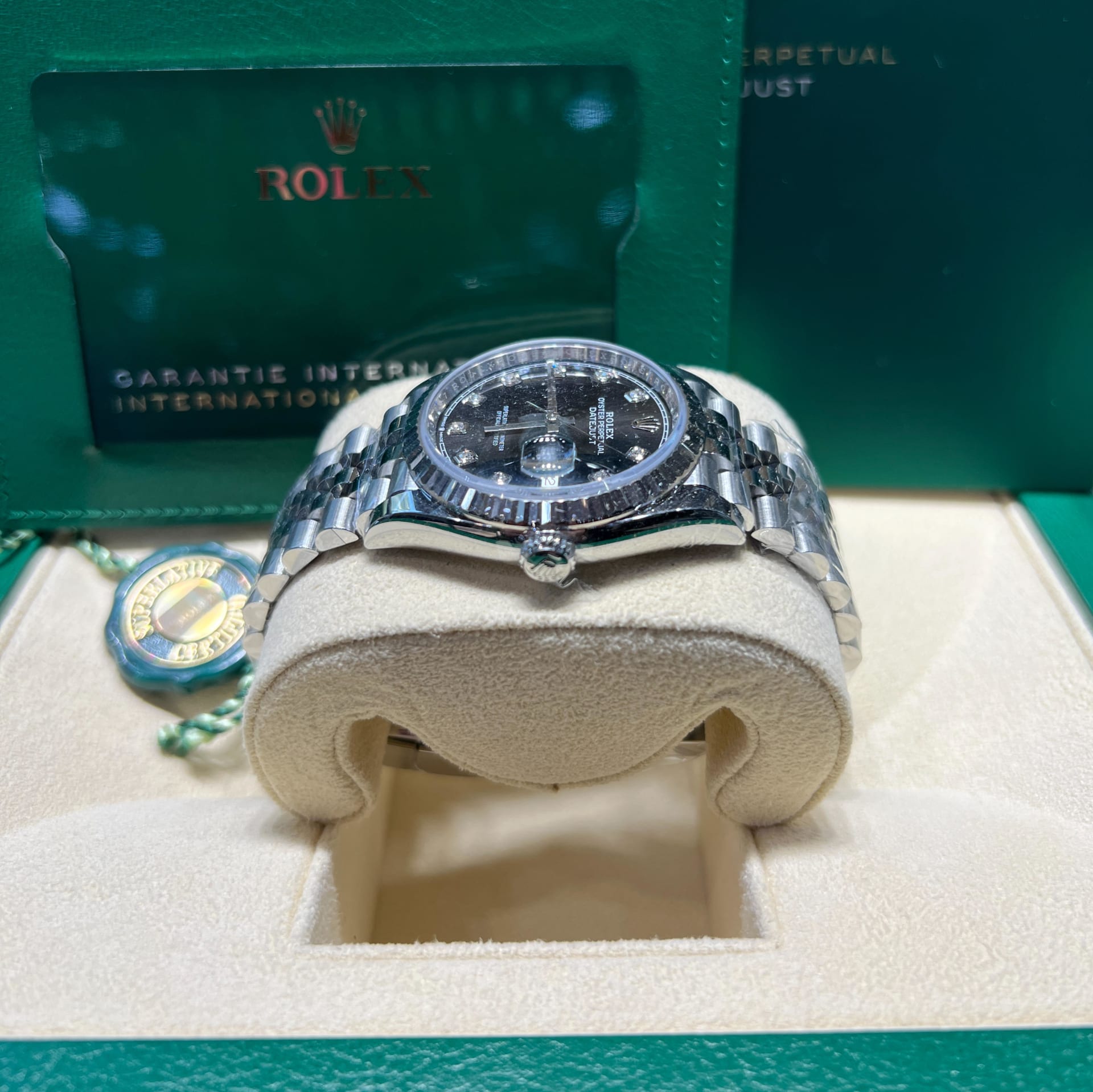 Rolex Datejust 36 Fluted / Black / Diamond-Set / Jubilee Rolex Datejust 36 Fluted / Black / Diamond-Set / Jubilee